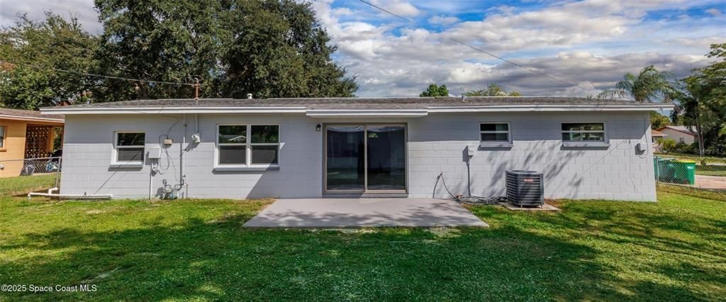 待售: $280,000 (3 贝兹, 2 浴室, 1161 平方英尺)