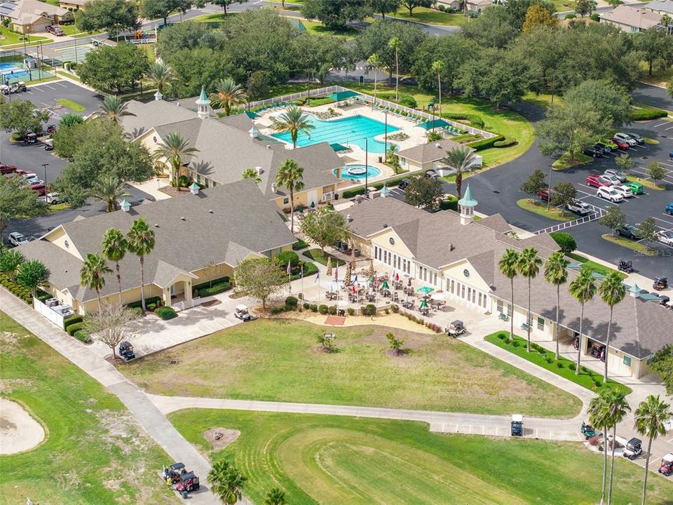 En Venta: $369,900 (3 camas, 2 baños, 2285 Pies cuadrados)