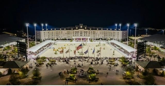 En Venta: $369,900 (3 camas, 2 baños, 2285 Pies cuadrados)