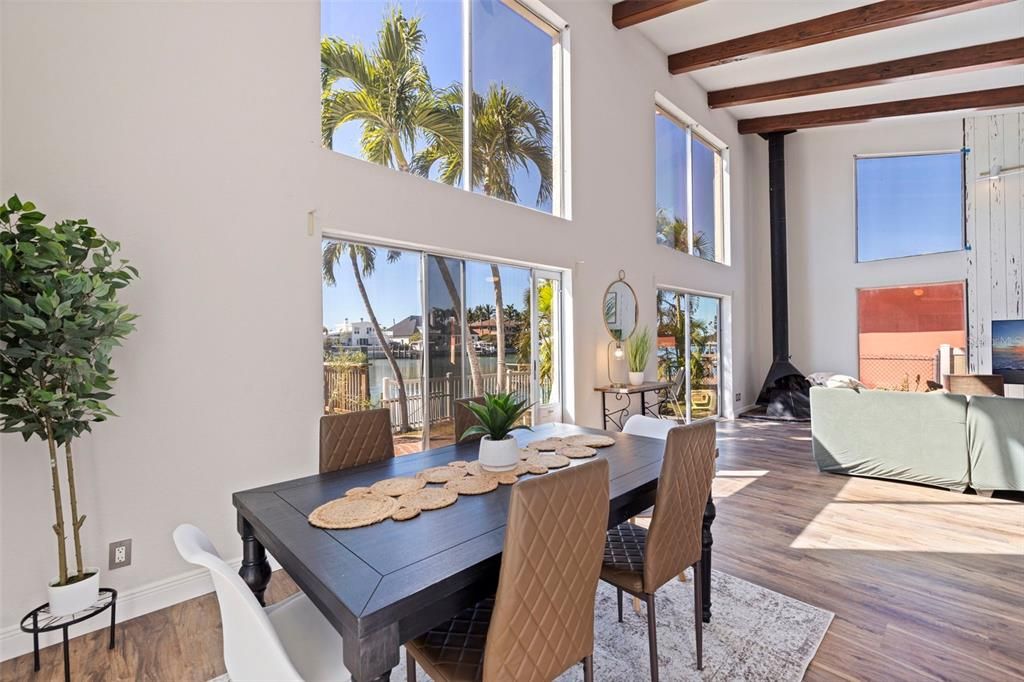 En Venta: $1,275,000 (3 camas, 2 baños, 1596 Pies cuadrados)