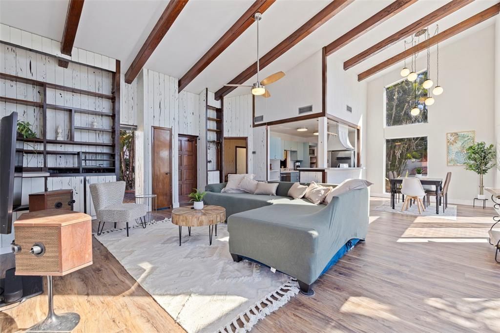 En Venta: $1,275,000 (3 camas, 2 baños, 1596 Pies cuadrados)