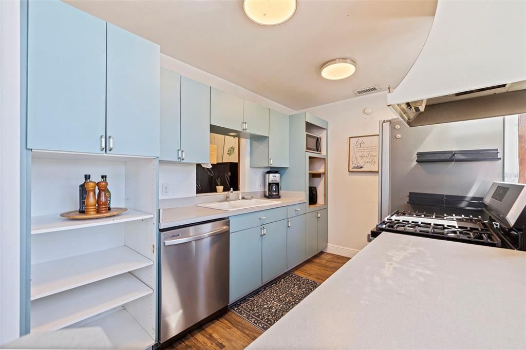 En Venta: $1,275,000 (3 camas, 2 baños, 1596 Pies cuadrados)