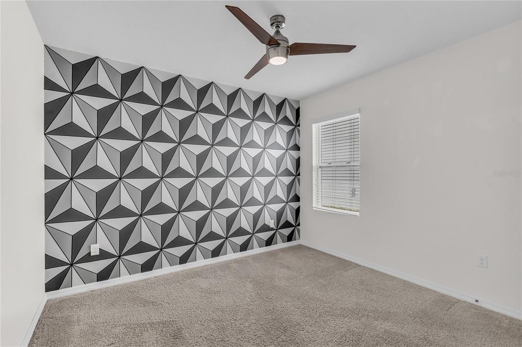 На продажу: $314,900 (3 спален, 2 ванн, 1690 Квадратных фут)