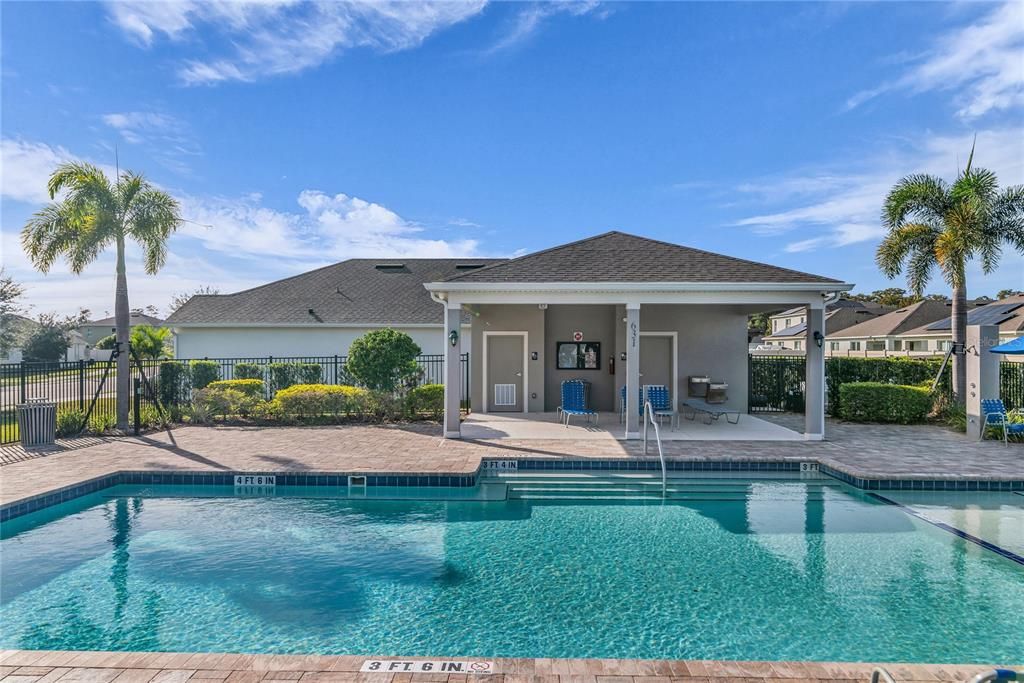 На продажу: $314,900 (3 спален, 2 ванн, 1690 Квадратных фут)