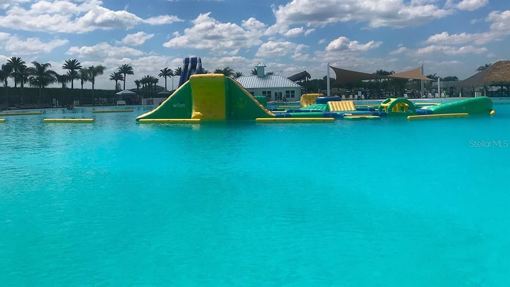 Active With Contract: $319,990 (3 beds, 2 baths, 1673 Square Feet)