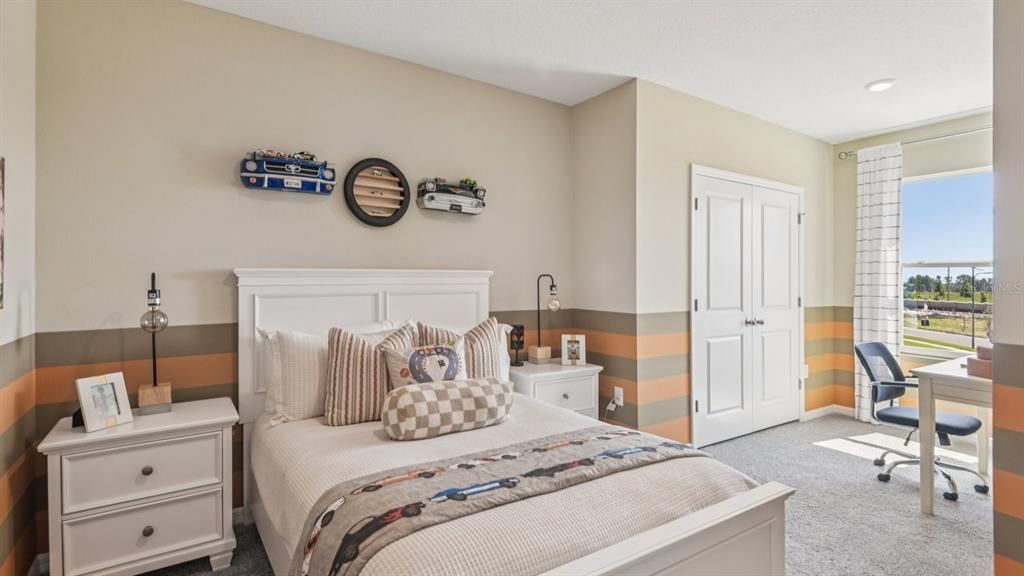 Active With Contract: $319,990 (3 beds, 2 baths, 1673 Square Feet)