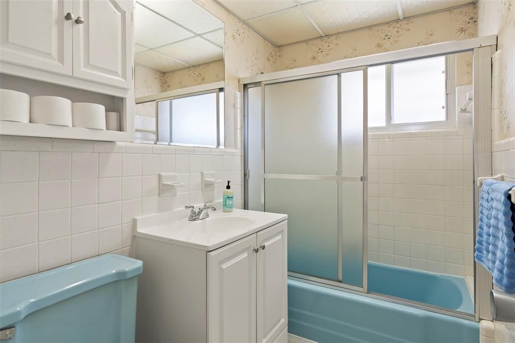 For Sale: $525,000 (3 beds, 2 baths, 1575 Square Feet)