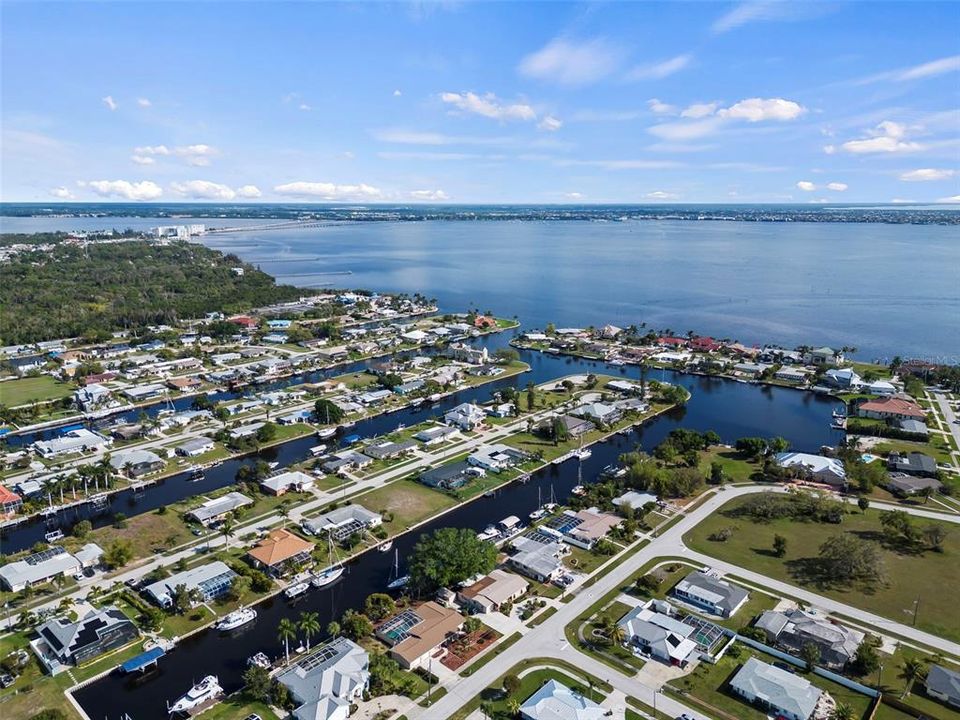 For Sale: $525,000 (3 beds, 2 baths, 1575 Square Feet)