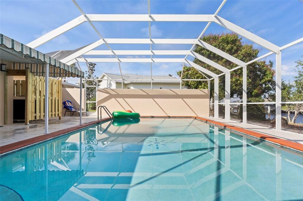 For Sale: $525,000 (3 beds, 2 baths, 1575 Square Feet)