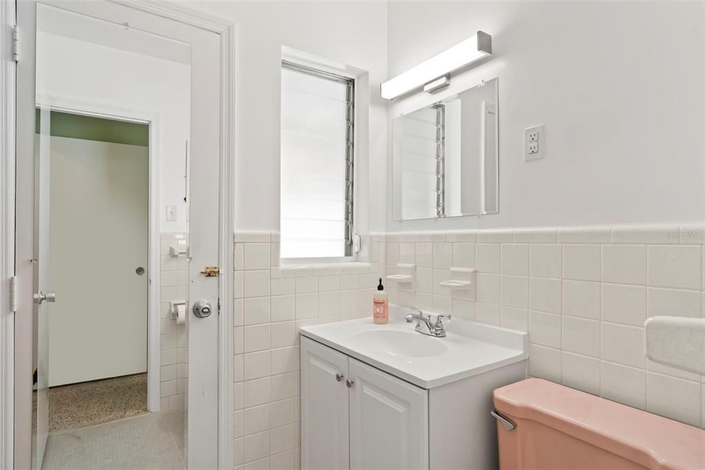 For Sale: $525,000 (3 beds, 2 baths, 1575 Square Feet)