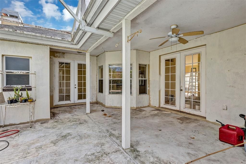 For Sale: $460,000 (4 beds, 3 baths, 2395 Square Feet)