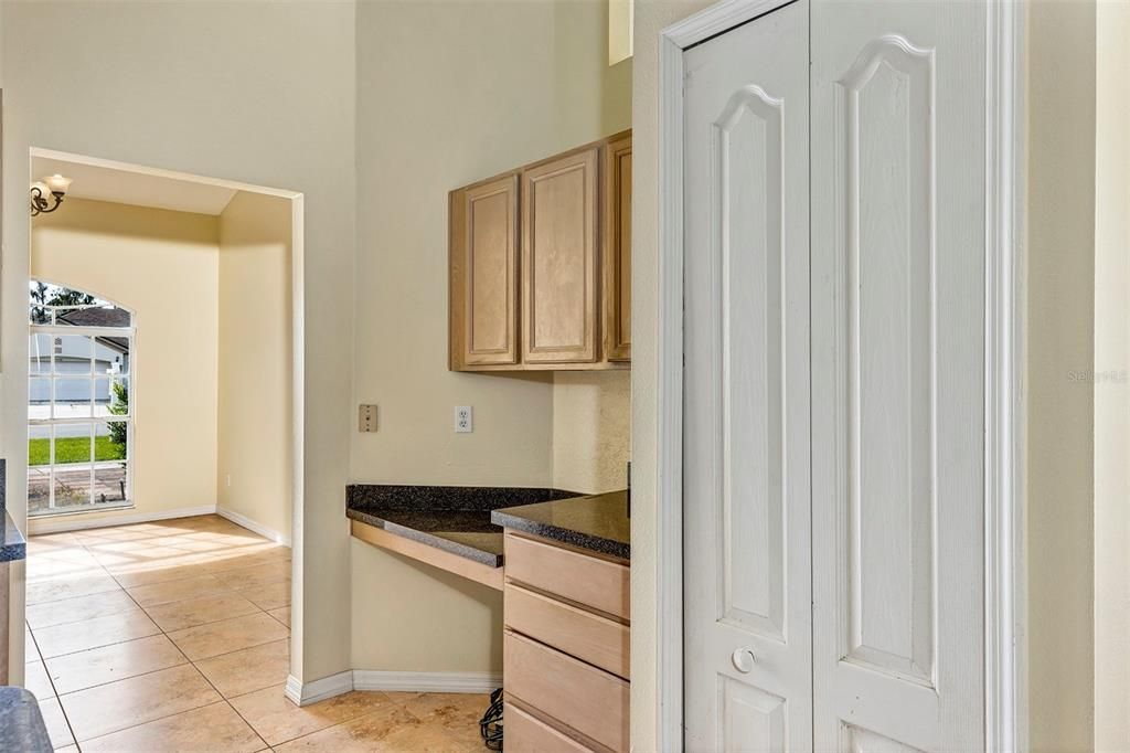 For Sale: $460,000 (4 beds, 3 baths, 2395 Square Feet)