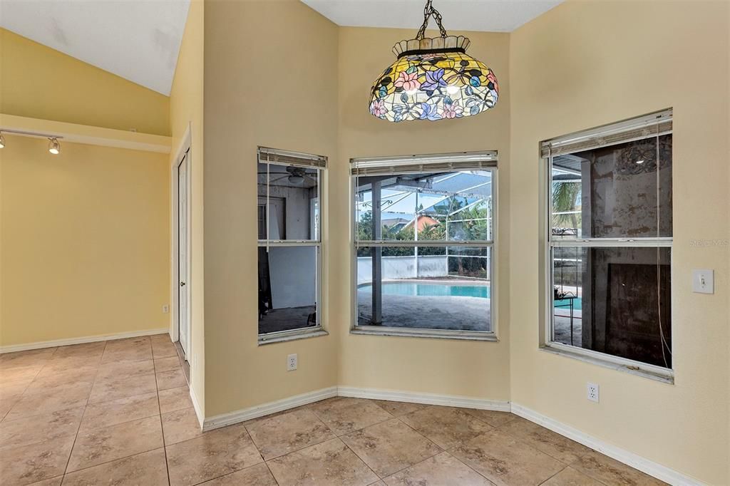 For Sale: $460,000 (4 beds, 3 baths, 2395 Square Feet)