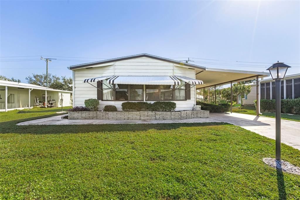 Recently Sold: $129,900 (2 beds, 2 baths, 1482 Square Feet)