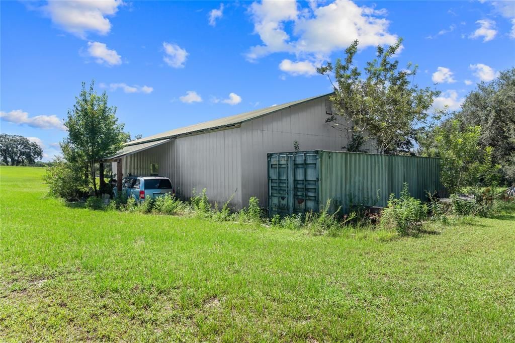 待售: $189,900 (4.69 acres)