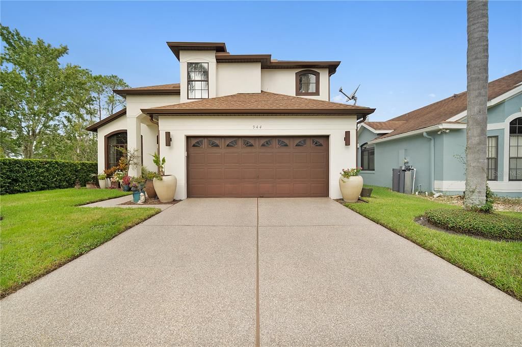 Active With Contract: $589,500 (4 beds, 3 baths, 2301 Square Feet)