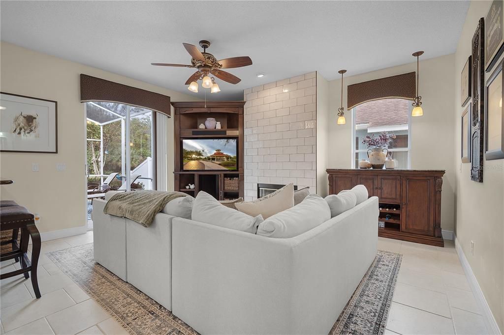 Active With Contract: $589,500 (4 beds, 3 baths, 2301 Square Feet)