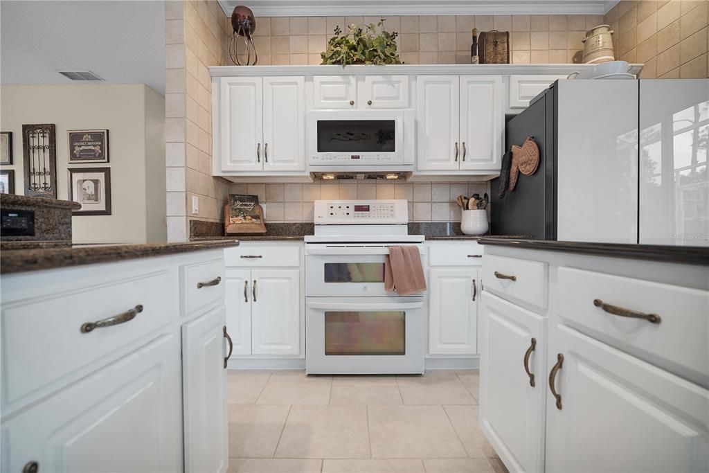 Active With Contract: $589,500 (4 beds, 3 baths, 2301 Square Feet)