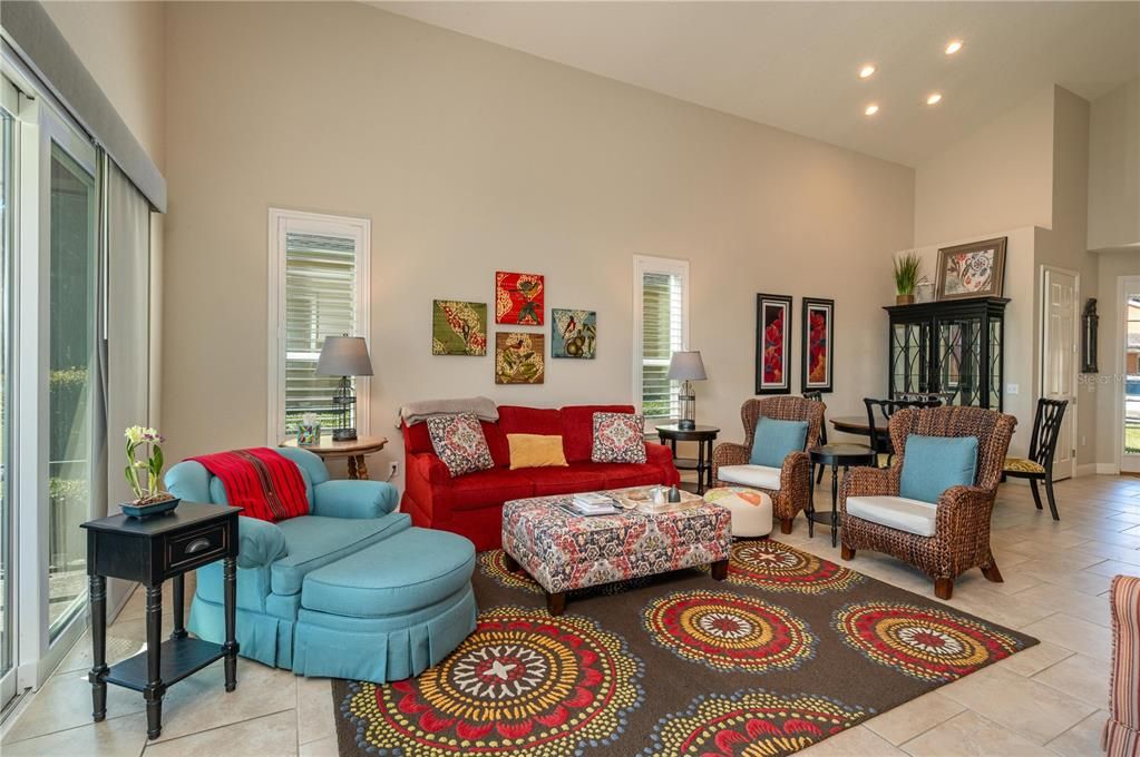 待售: $384,900 (3 贝兹, 2 浴室, 1983 平方英尺)