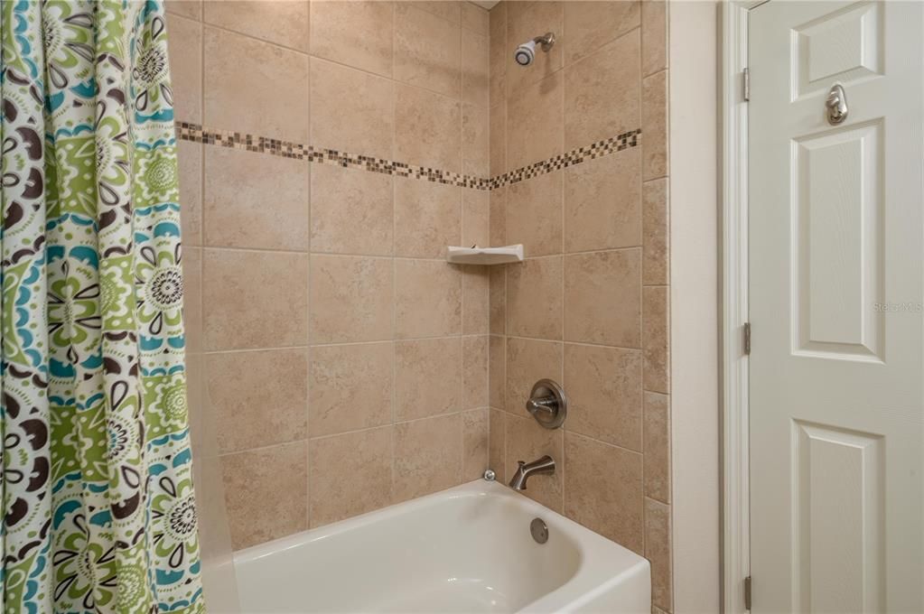 待售: $384,900 (3 贝兹, 2 浴室, 1983 平方英尺)