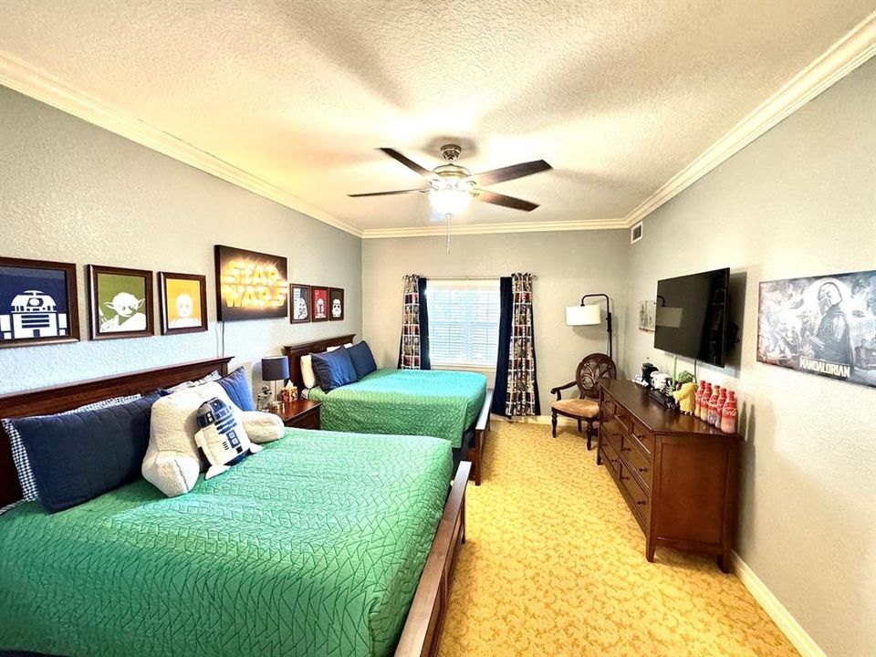 На продажу: $319,900 (3 спален, 3 ванн, 1755 Квадратных фут)