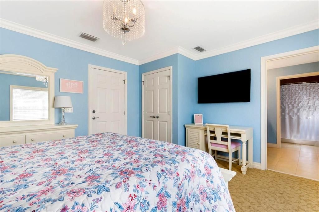 На продажу: $319,900 (3 спален, 3 ванн, 1755 Квадратных фут)