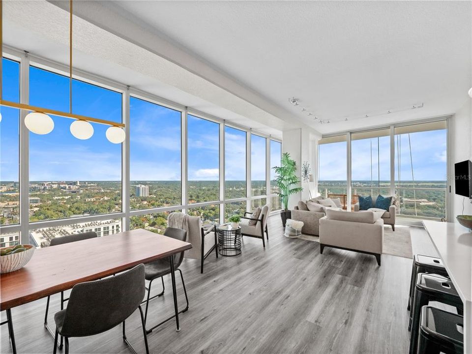 For Sale: $775,000 (2 beds, 2 baths, 1471 Square Feet)