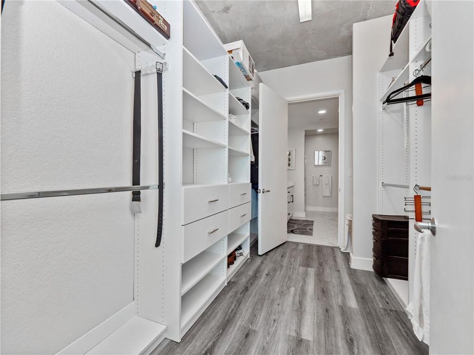 For Sale: $775,000 (2 beds, 2 baths, 1471 Square Feet)