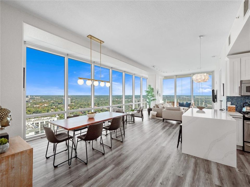 For Sale: $775,000 (2 beds, 2 baths, 1471 Square Feet)