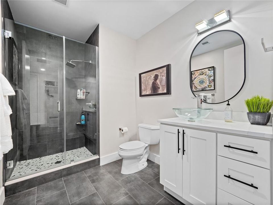 For Sale: $775,000 (2 beds, 2 baths, 1471 Square Feet)