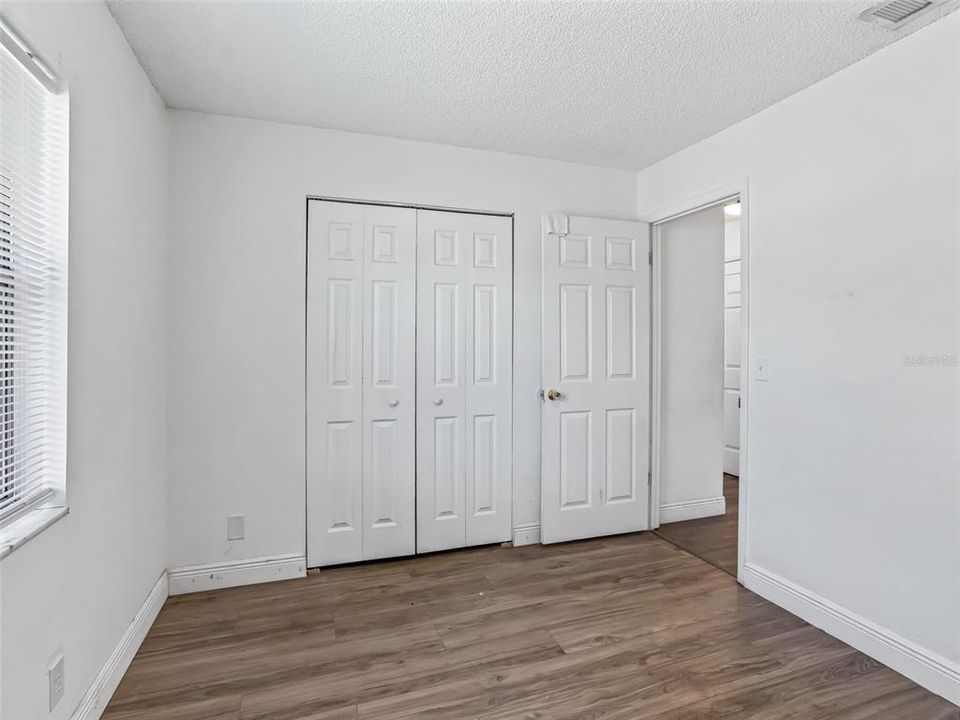 For Sale: $199,000 (3 beds, 2 baths, 1092 Square Feet)
