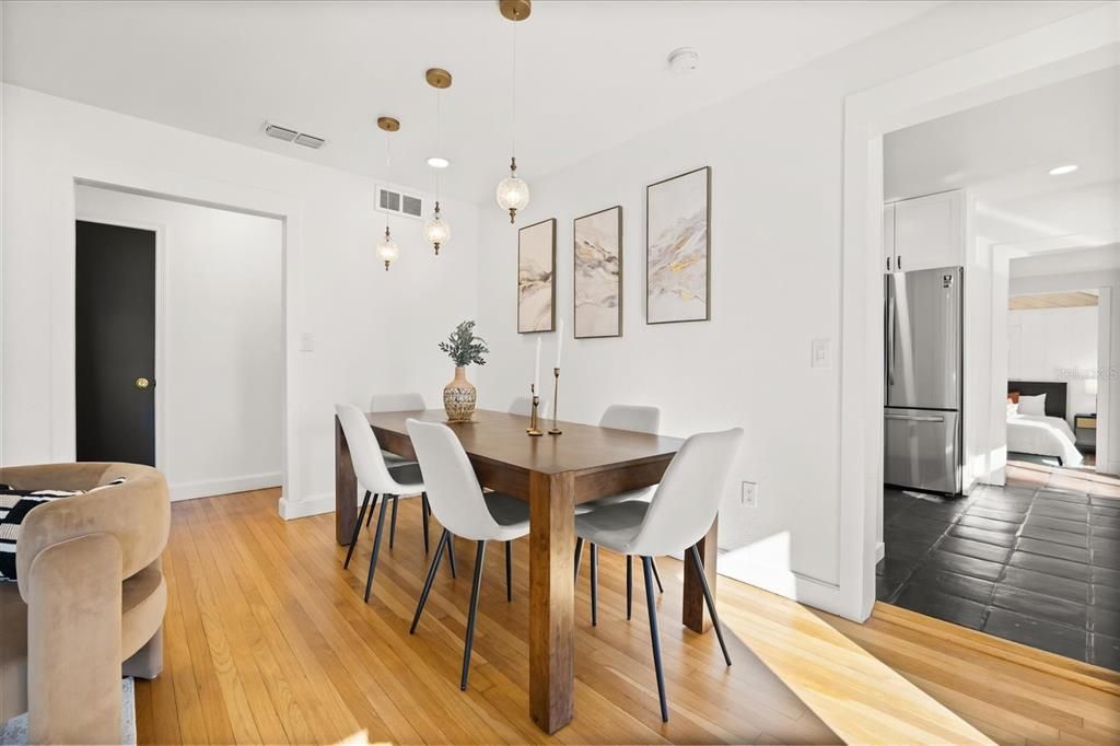 Active With Contract: $699,000 (3 beds, 2 baths, 1418 Square Feet)