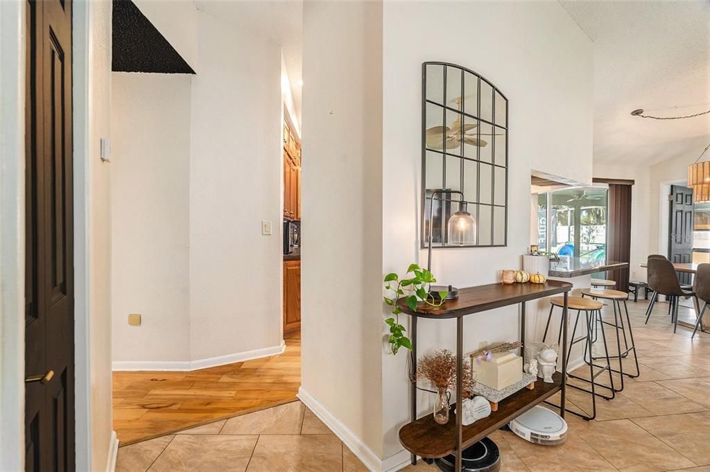 Activo con contrato: $290,000 (2 camas, 2 baños, 1210 Pies cuadrados)