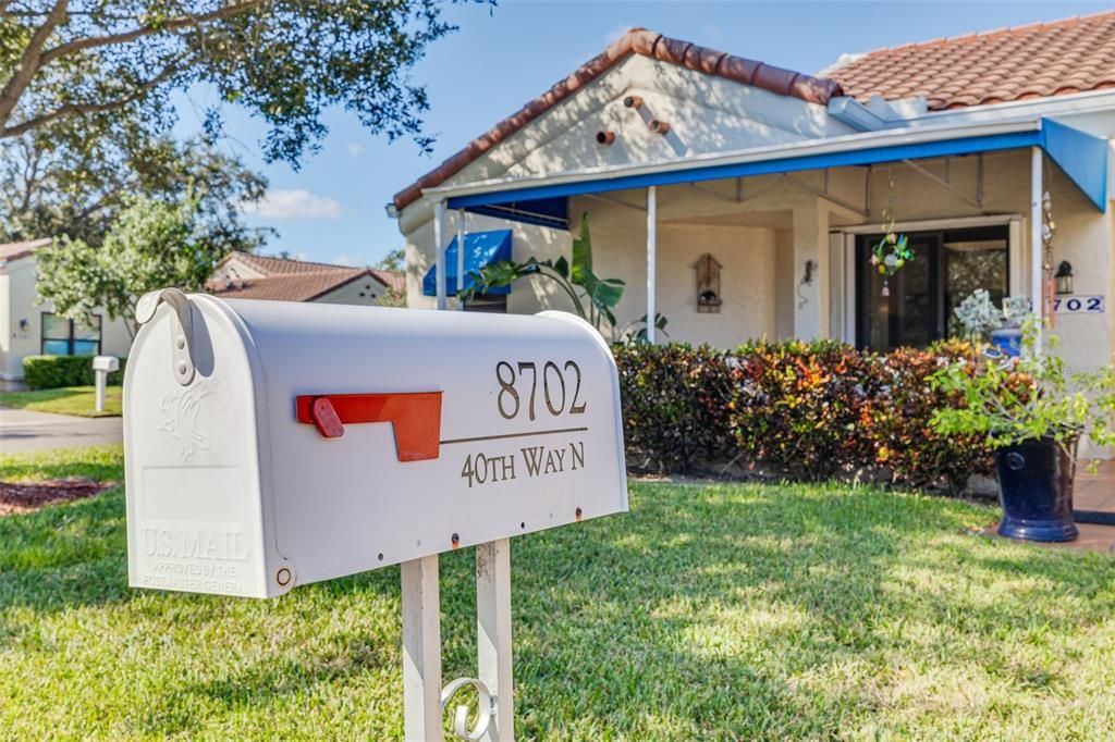 For Sale: $259,900 (2 beds, 2 baths, 1132 Square Feet)