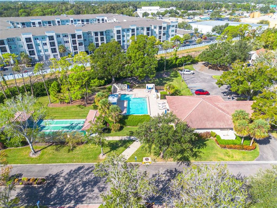 For Sale: $259,900 (2 beds, 2 baths, 1132 Square Feet)