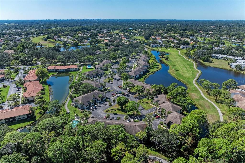 Active With Contract: $250,000 (2 beds, 2 baths, 1145 Square Feet)