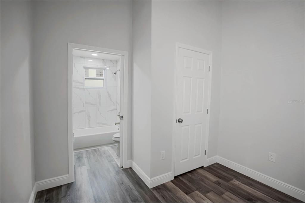 For Sale: $379,990 (3 beds, 2 baths, 1152 Square Feet)