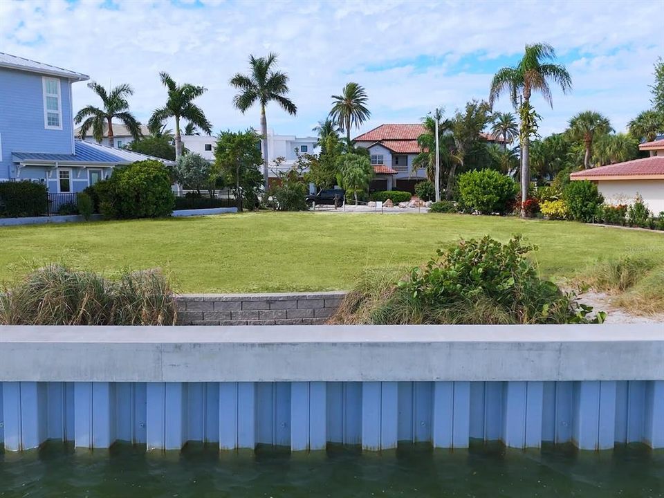 En Venta: $4,675,000 (0.26 acres)