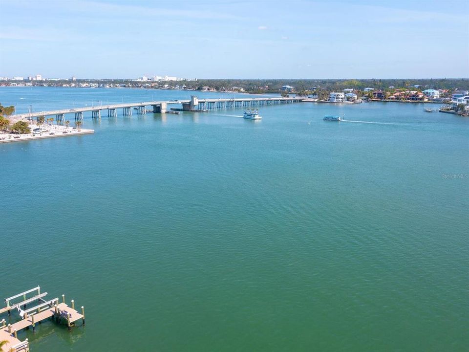 En Venta: $4,675,000 (0.26 acres)