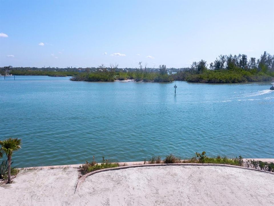 En Venta: $4,675,000 (0.26 acres)