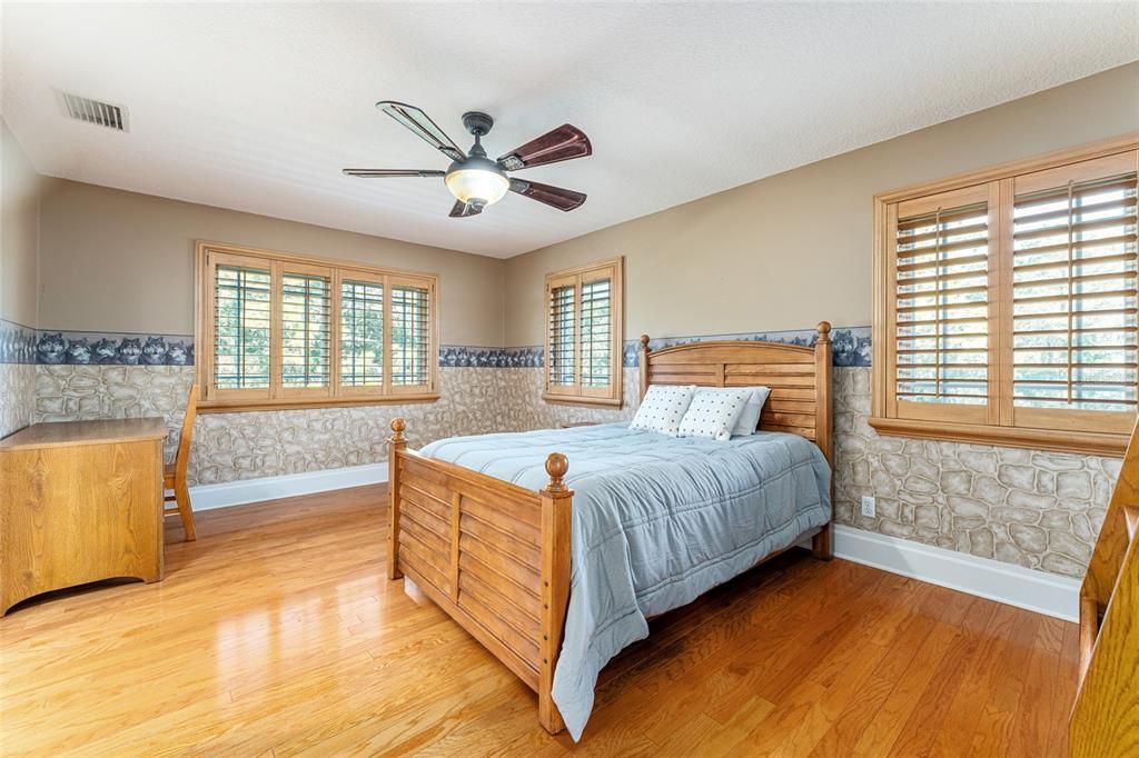 待售: $1,780,000 (5 贝兹, 5 浴室, 6776 平方英尺)