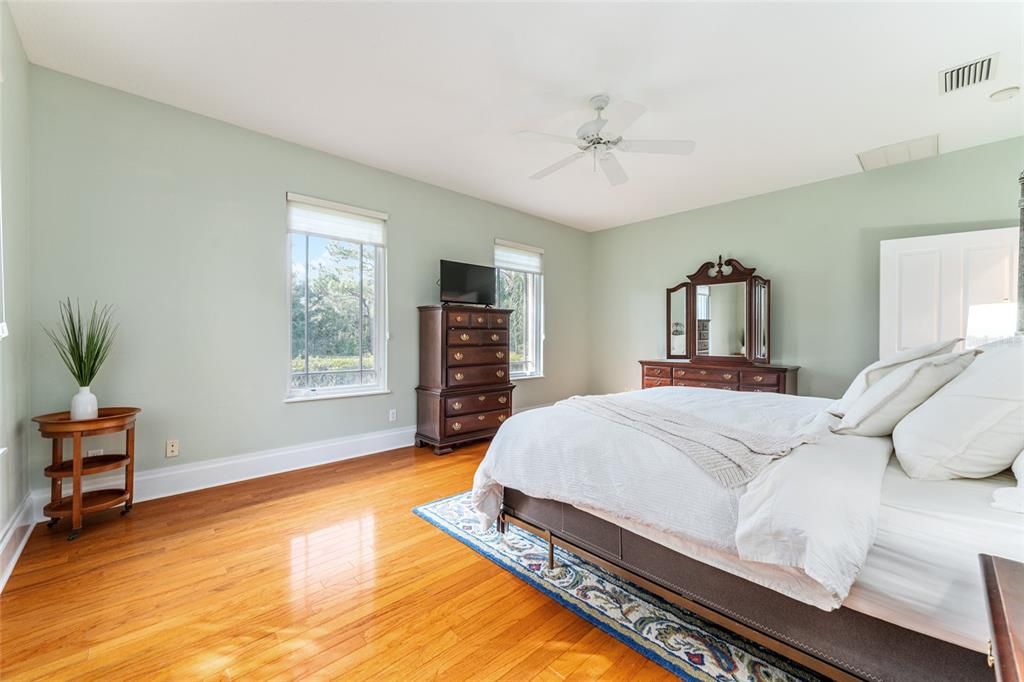 待售: $1,780,000 (5 贝兹, 5 浴室, 6776 平方英尺)