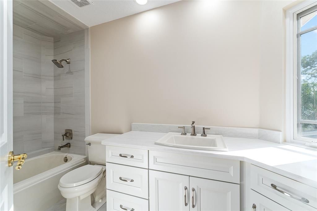 待售: $1,780,000 (5 贝兹, 5 浴室, 6776 平方英尺)