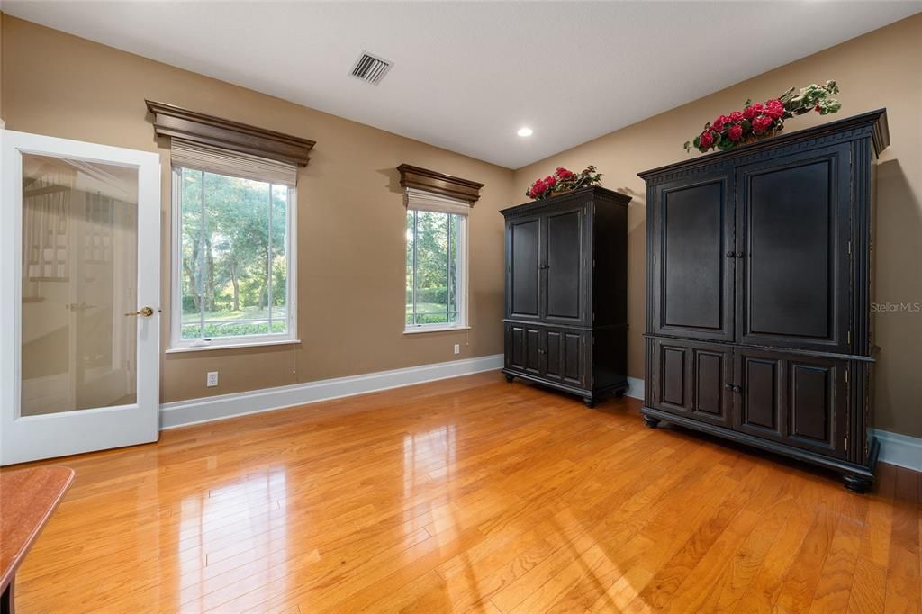 待售: $1,780,000 (5 贝兹, 5 浴室, 6776 平方英尺)