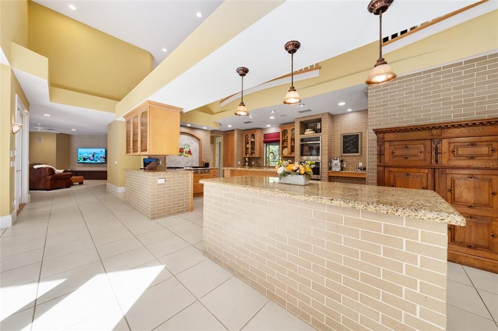 待售: $1,780,000 (5 贝兹, 5 浴室, 6776 平方英尺)