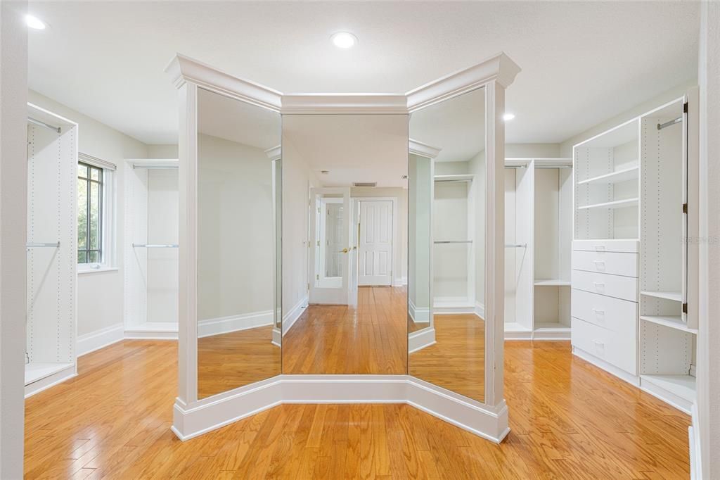 待售: $1,780,000 (5 贝兹, 5 浴室, 6776 平方英尺)