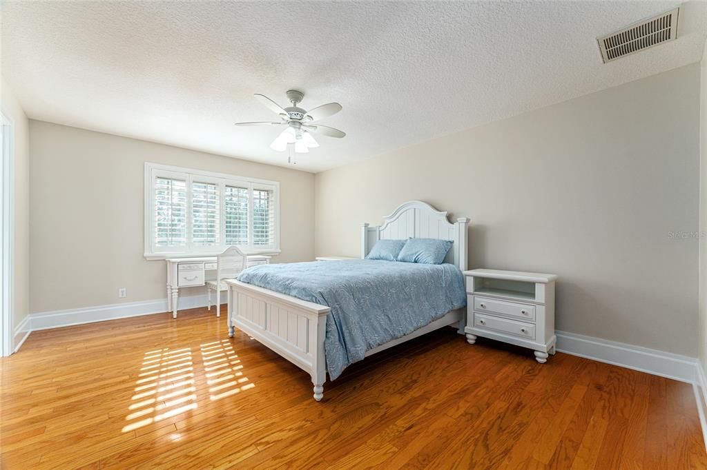 待售: $1,780,000 (5 贝兹, 5 浴室, 6776 平方英尺)