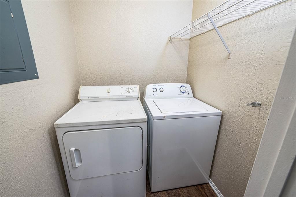 Active With Contract: $140,000 (2 beds, 2 baths, 874 Square Feet)