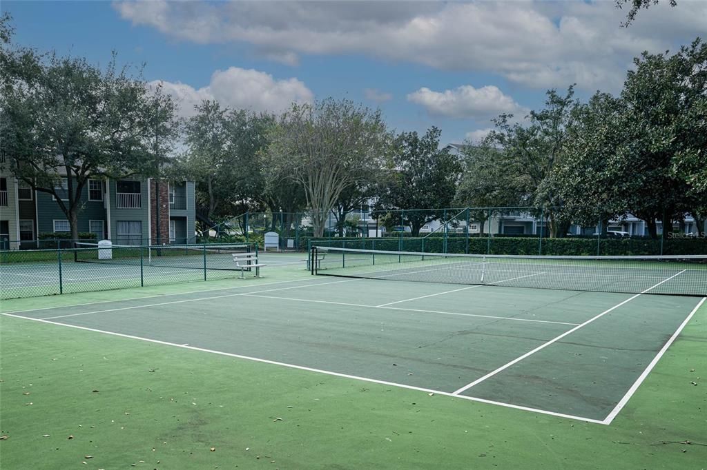 Active With Contract: $140,000 (2 beds, 2 baths, 874 Square Feet)