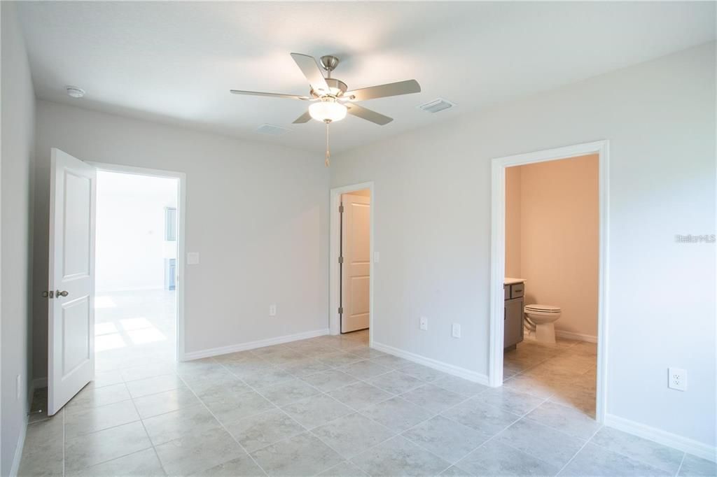 待售: $279,000 (3 贝兹, 2 浴室, 1351 平方英尺)